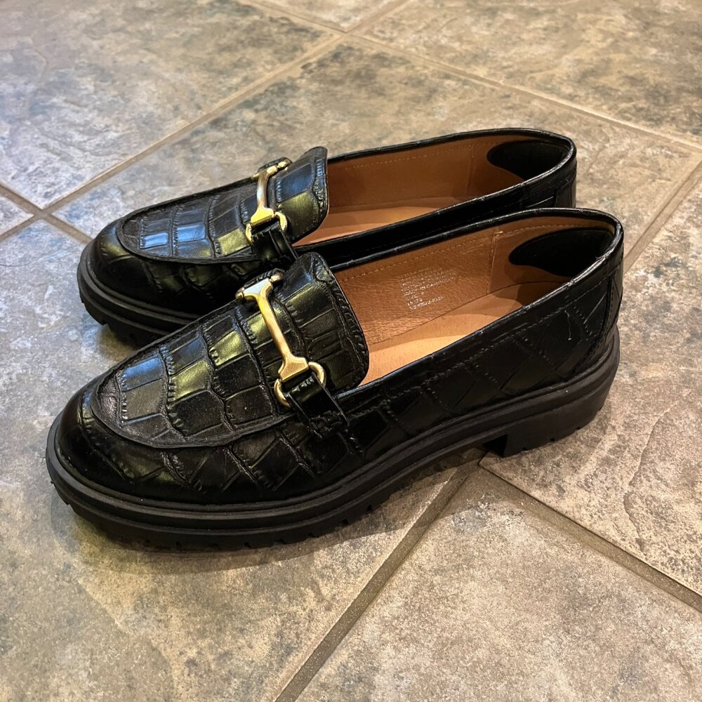 The Bradley Hardware Lugsole Loafer in Croc Embossed Leather - Picture 3 of 5